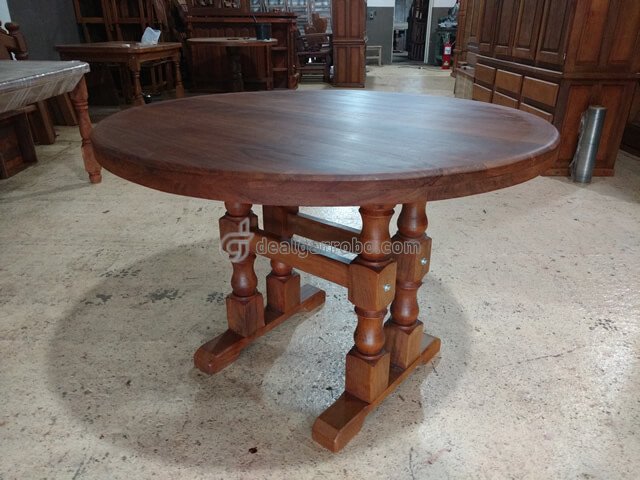 Mesa de Algarrobo Redonda Pata Botella o Francesa a Precio de Fbrica. Medidas y Modelos.
