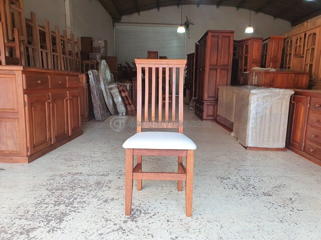 Silla de Comedor de Madera Tapizada Ecocuero