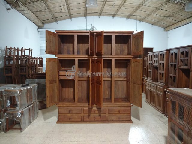 Placard de Algarrobo Grande de 2 Metros 4 Puertas y Baulera. Placares de Madera Precios y Modelos