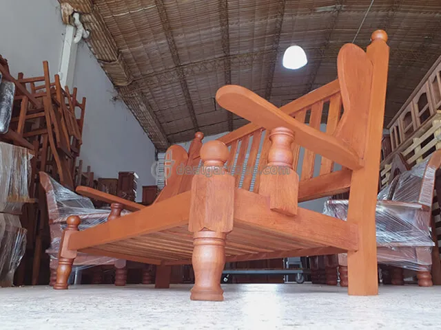 Sillones de Madera de Algarrobo de 3 Cuerpos Oreja