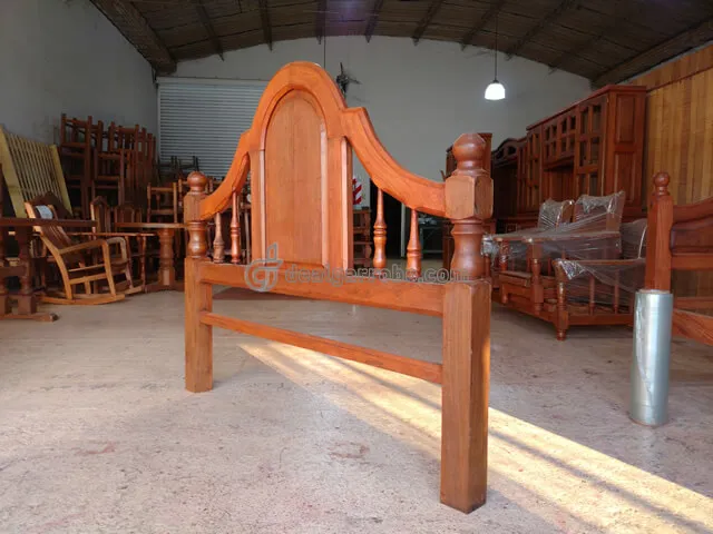 Cama de algarrobo estanciera