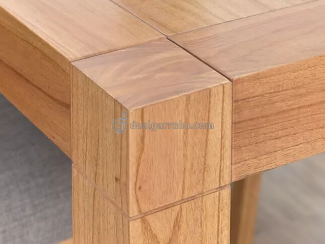 Mesa de Comedor Moderna de Madera