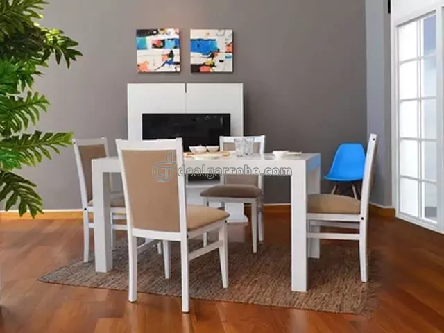 Mesa de Comedor Moderna de Madera
