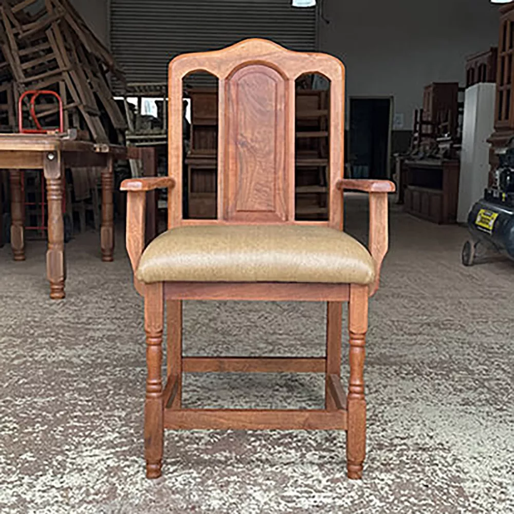 Sillón Cabecero de Algarrobo con Apoyabrazos Tamara Tapizado