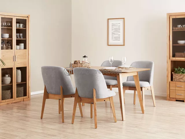 Silla de Comedor con Apoyabrazos y Respaldo Curvo Tapizado