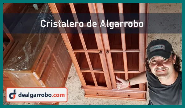 Cristalero de Algarrobo de 1,00 x 2,00. Fábrica de Vajilleros, Vitrinas, Modulares, Aparadores y Bibliotecas.