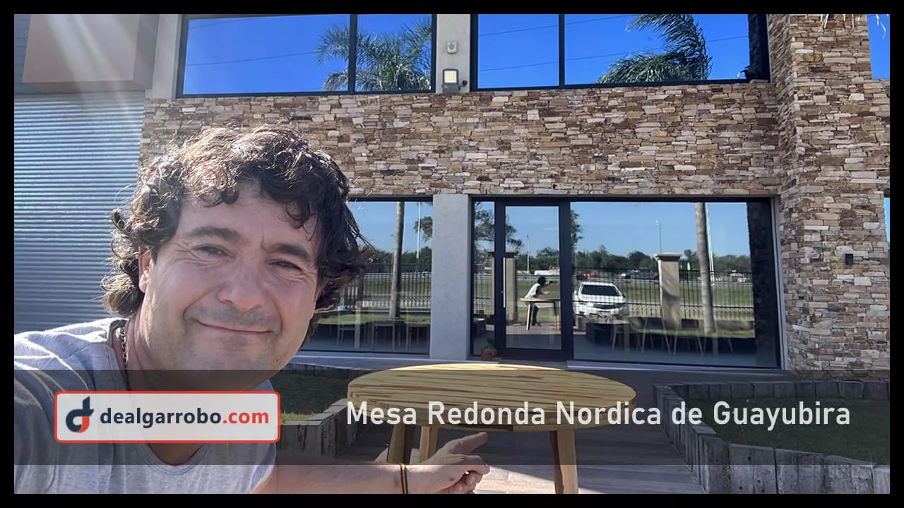 Mesa de Comedor de Guayubira Redonda