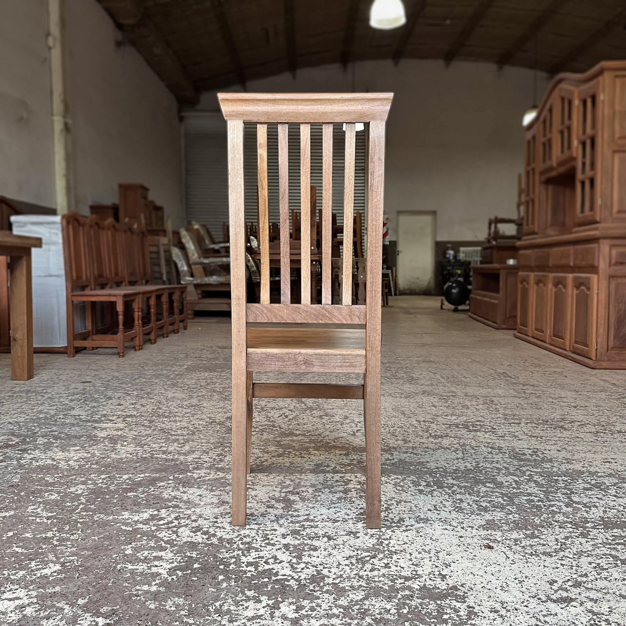 Silla de Comedor Ergonómica Laqueada