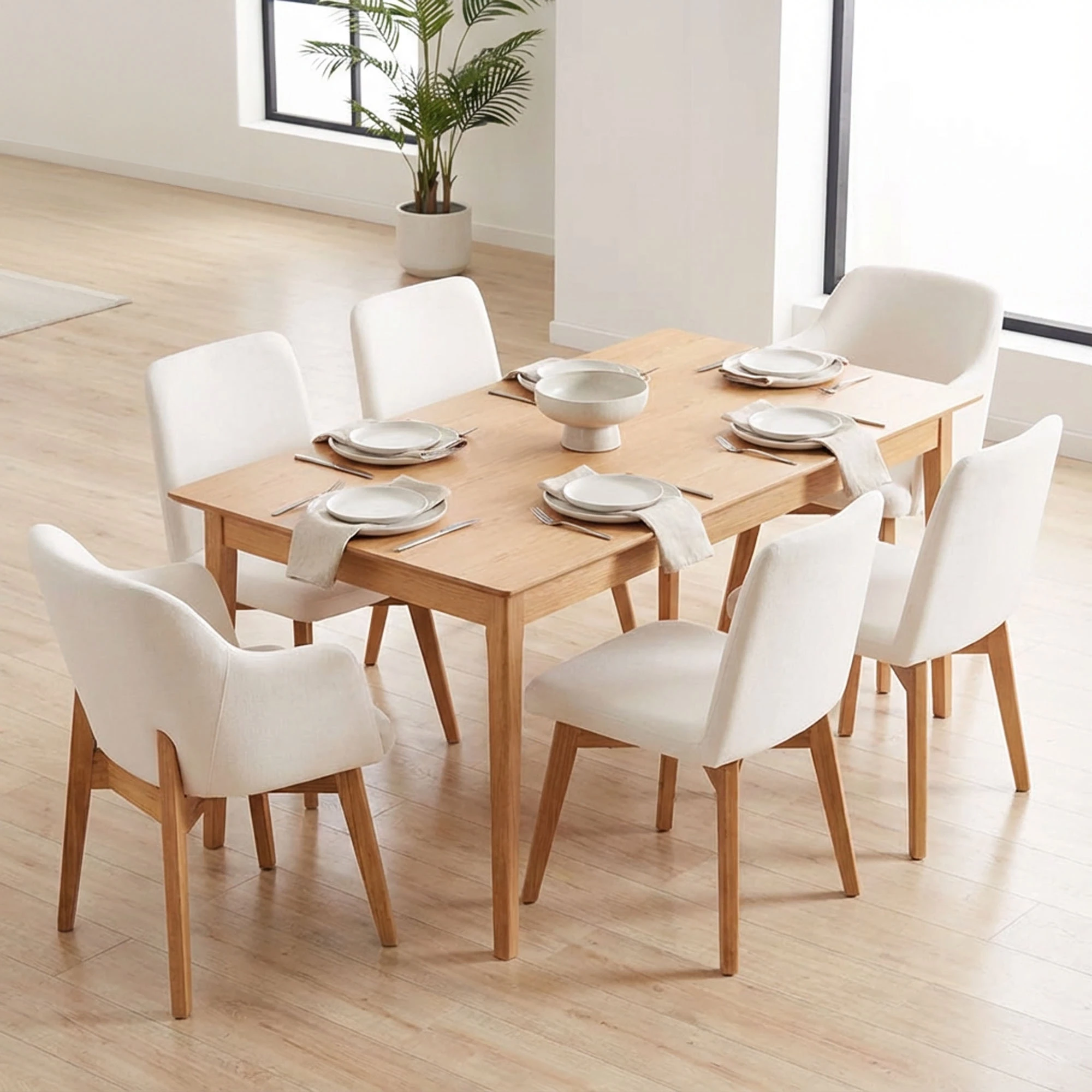 Silla de comedor con apoyabrazos para sobremesas largas